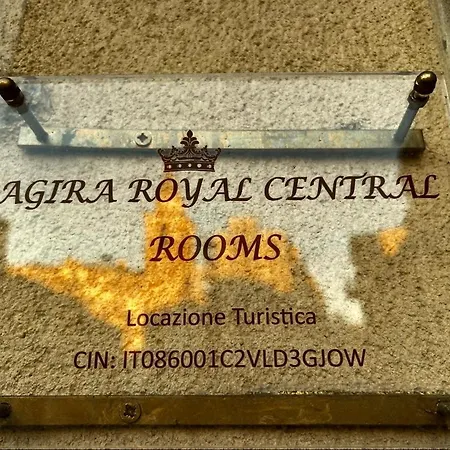 Royal Daire *