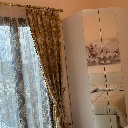 Royal Daire *
